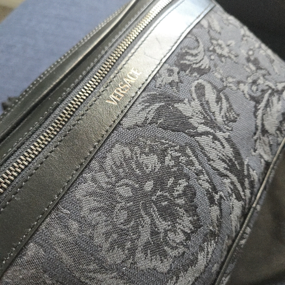 Versace NWT Wristlet Clutch - Picture 7 of 17